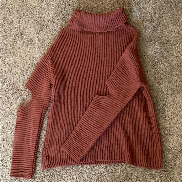12th Tribe Maroon Turtleneck Sweater - Picture 4 of 5